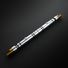 Lade das Bild in den Galerie-Viewer, Bastila Shan - Combat Saber
