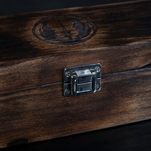 Charger l&#39;image dans la galerie, Handcrafted Lightsaber Display Box
