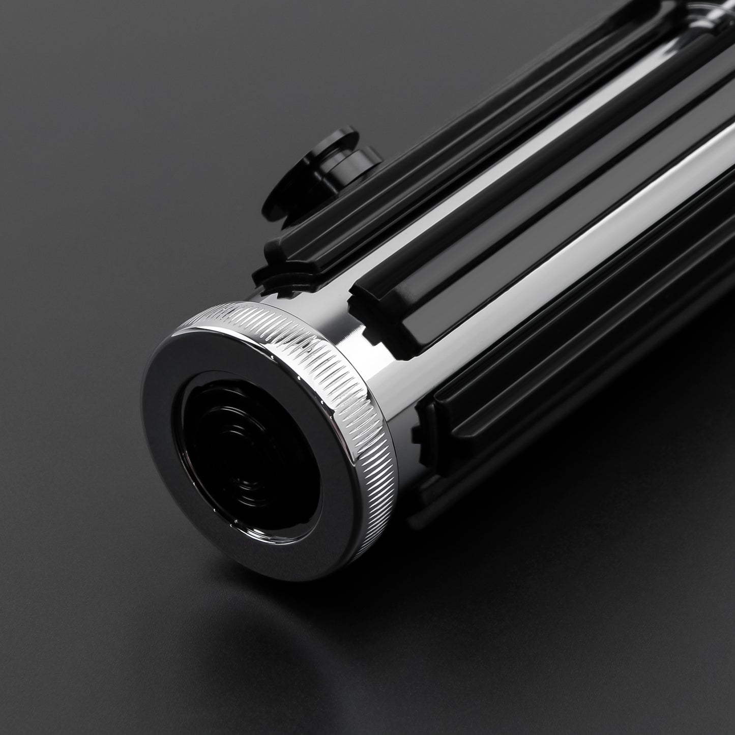 Graflex Anakin (Exposed Crystal) - Combat Saber