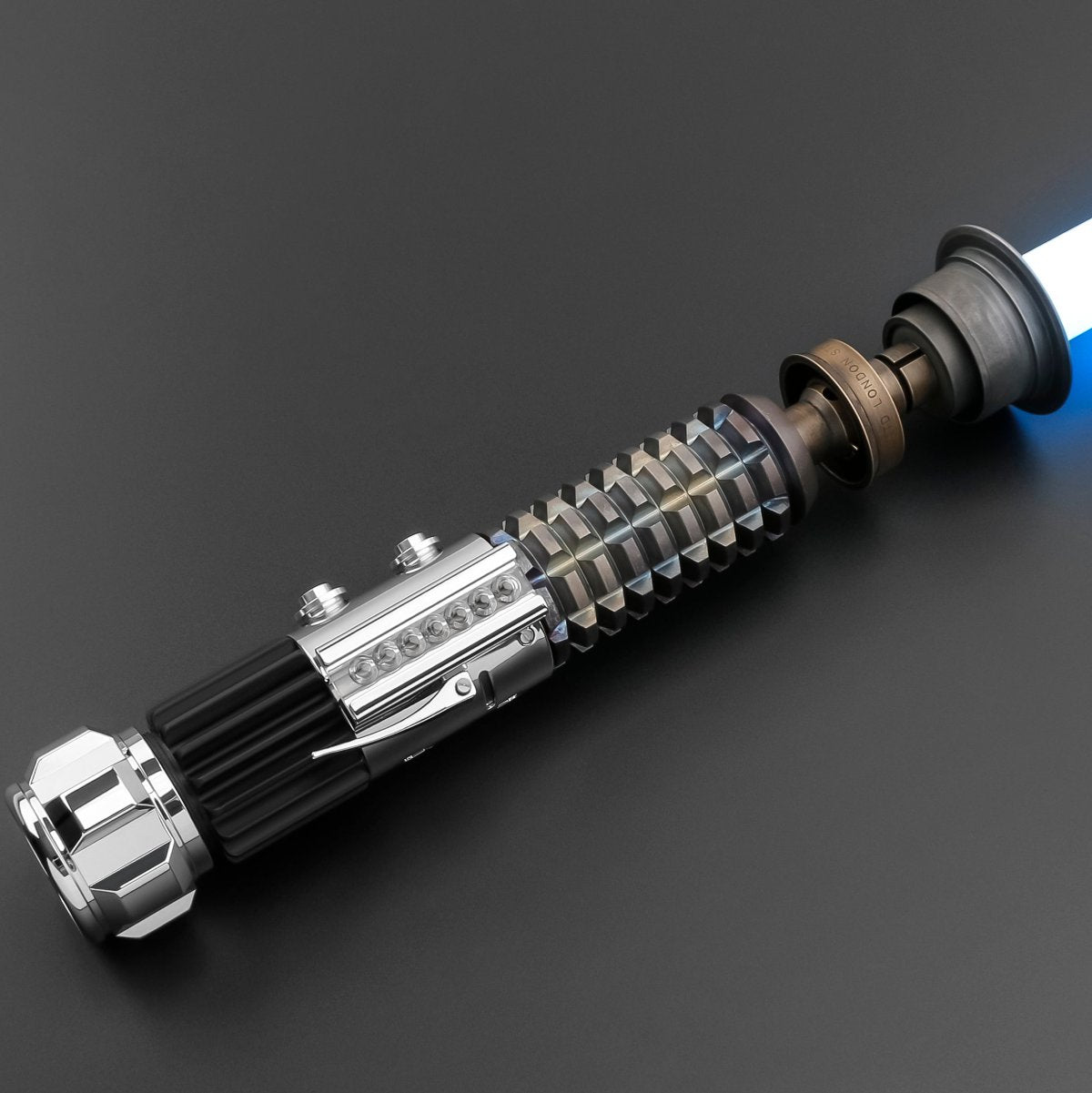 Obi Wan Kenobi (Crystal Chamber) Combat Neopixel Lightsaber