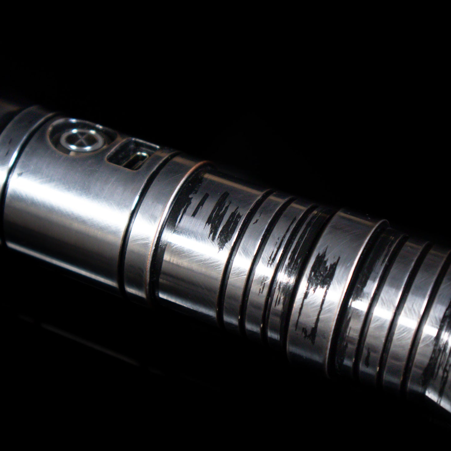 Darth Revan (Empty Hilt) - Medium Weathering